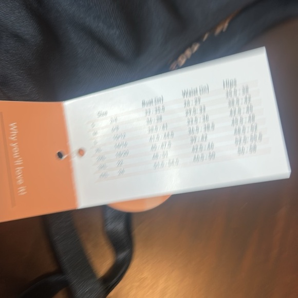 Shapermint Essentials All Day Every Day Shaping Scoop Neck Cami Black Size L - Picture 5 of 10